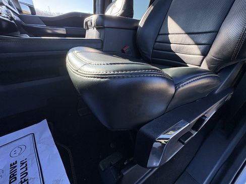 Used 2024 Ford F250 Platinum AWD/4WD image 33