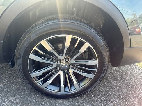 Used 2016 Ford Explorer Platinum AWD/4WD image 26