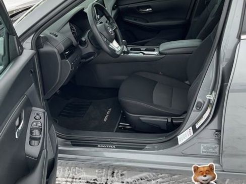 Used 2024 Nissan Sentra SV image 9