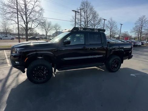 New 2025 Nissan Frontier SV w/ SV Convenience Package image 4