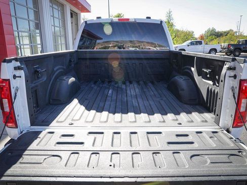 Used 2022 Ford F150 XLT w/ Equipment Group 302A High image 5