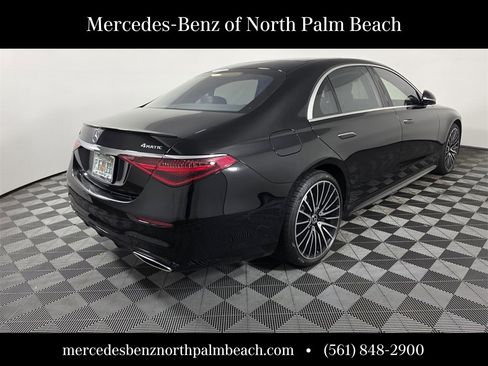 Certified 2022 Mercedes-Benz S 500 4MATIC image 6