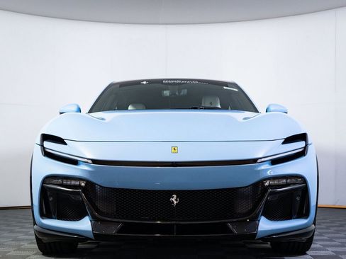 Used 2025 Ferrari Purosangue image 2