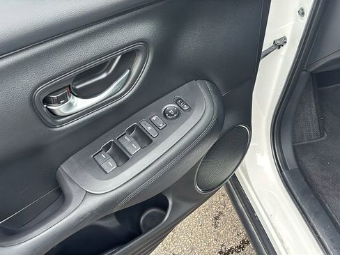 Certified 2026 Honda HR-V LX image 14