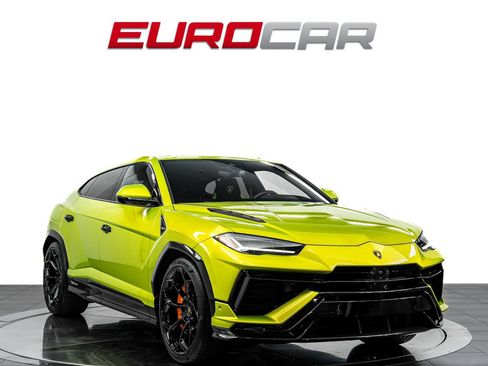 Used 2023 Lamborghini Urus Performante AWD/4WD image 7