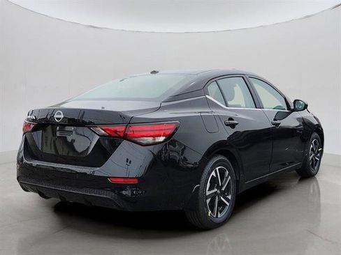 New 2025 Nissan Sentra SV image 3