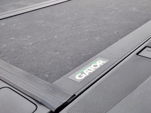 Used 2022 Ford F150 Lightning Lariat image 44