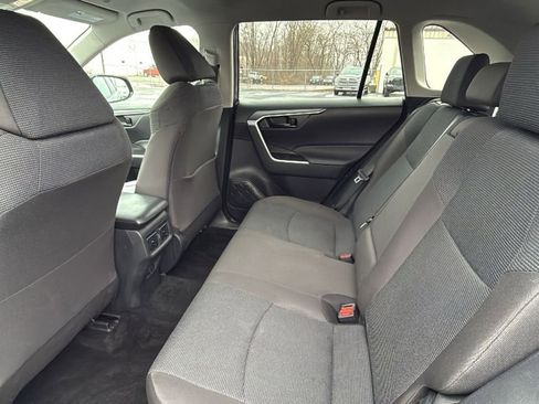 Certified 2025 Toyota RAV4 LE image 31