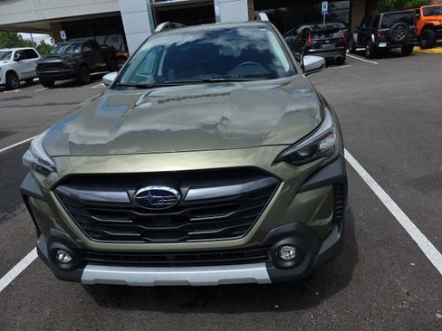 Used 2025 Subaru Outback Touring XT w/ Tech Package 3 AWD/4WD image 2