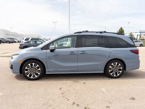 New 2026 Honda Odyssey Elite image 4