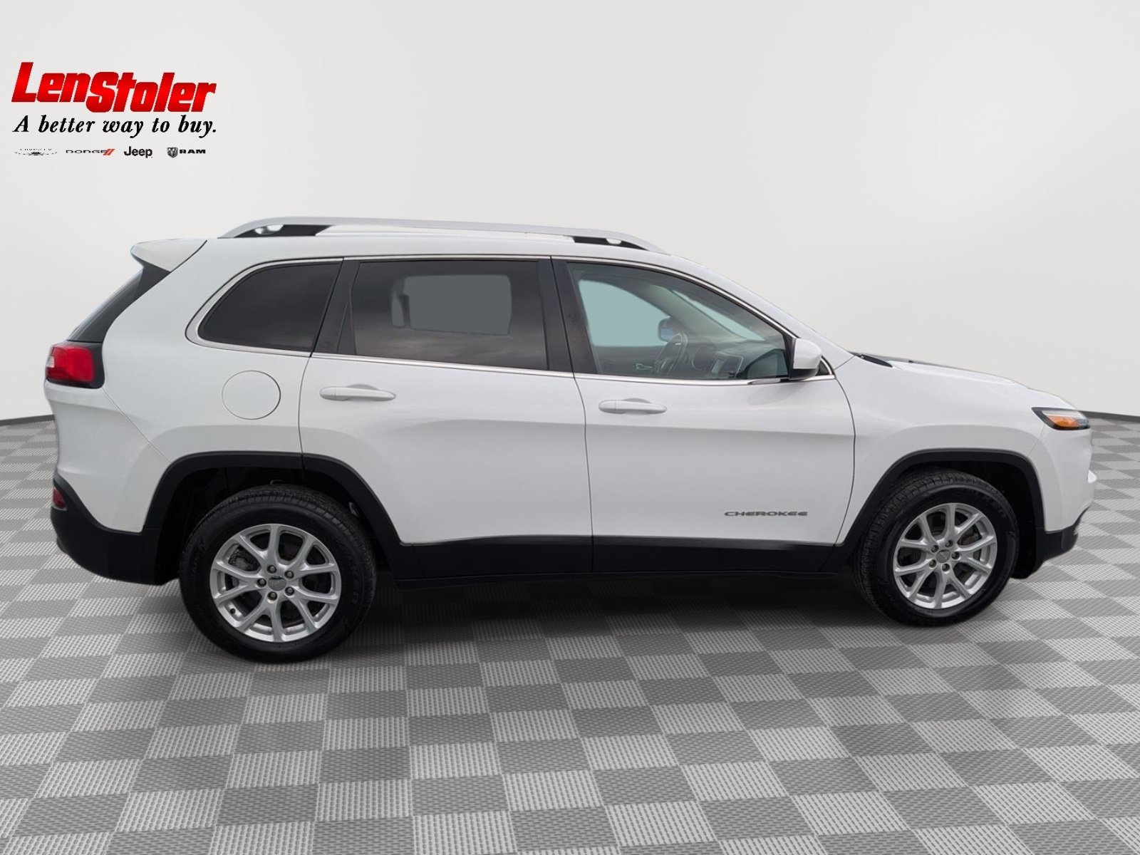 Used 2015 Jeep Cherokee Latitude FWD image 6