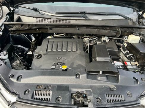 Used 2014 Toyota Highlander Plus image 21