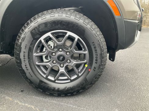 New 2025 Ford Ranger XLT w/ FX4 Off-Road Package image 10