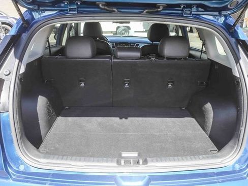 Used 2019 Kia Niro EX image 27