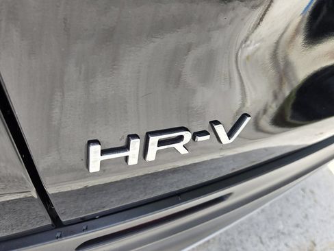 Used 2024 Honda HR-V Sport image 14