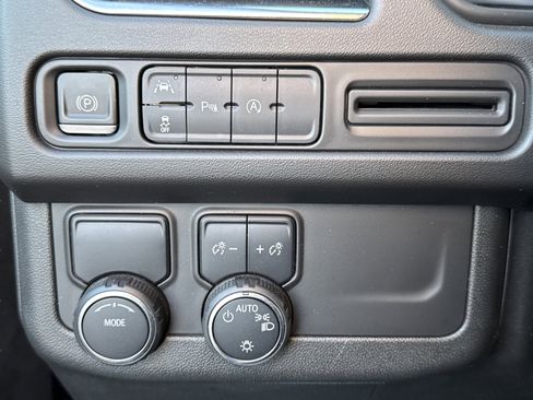 Used 2024 Chevrolet Tahoe Premier image 65