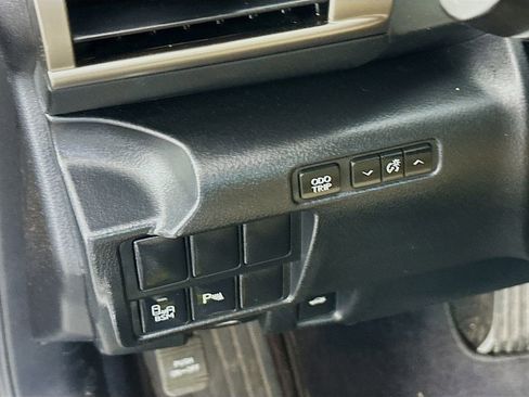 Used 2014 Lexus IS 350 w/ Navigation Package RWD image 10