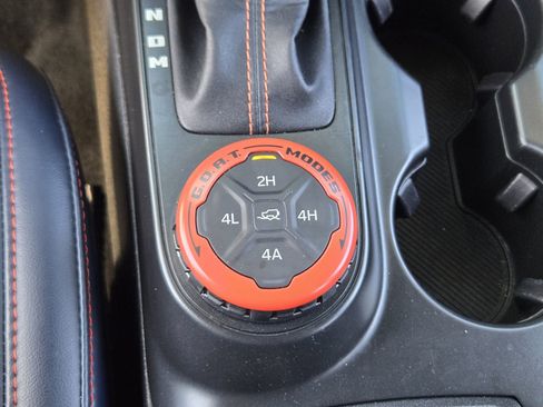 Used 2024 Ford Bronco Raptor w/ Interior Carbon Fiber Pack 6 image 25