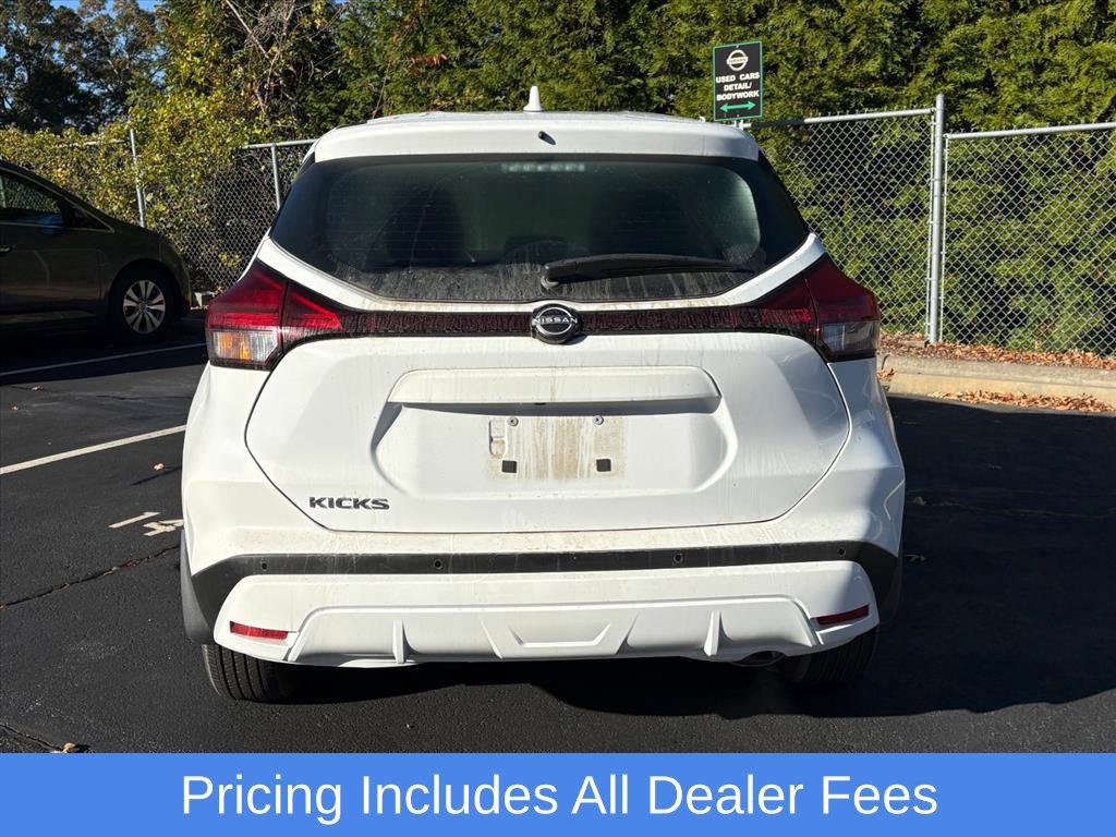 Used 2025 Nissan Kicks Play S FWD image 5