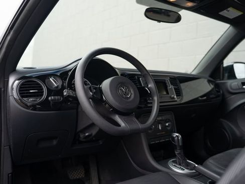 Used 2016 Volkswagen Beetle 1.8T FWD image 4