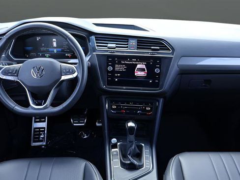 Certified 2023 Volkswagen Tiguan SE R-Line FWD image 16