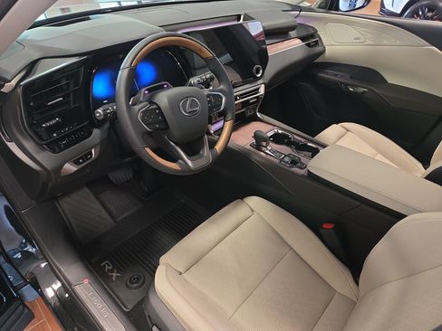 New 2026 Lexus RX 450h AWD image 8
