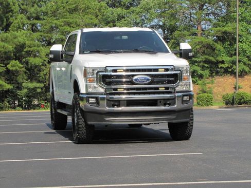 Used 2022 Ford F250 Lariat w/ Lariat Value Package AWD/4WD image 8