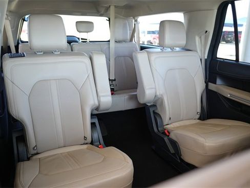 Used 2024 Ford Expedition Max Limited image 26