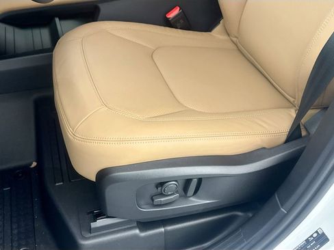 New 2026 Land Rover Defender 110 S AWD/4WD image 19