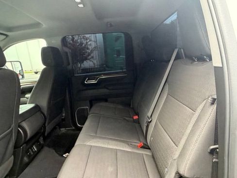 Used 2025 Chevrolet Silverado 2500 LT w/ Convenience Package AWD/4WD image 17