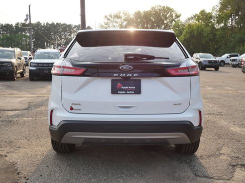 Used 2024 Ford Edge SEL w/ Convenience Package AWD/4WD image 5