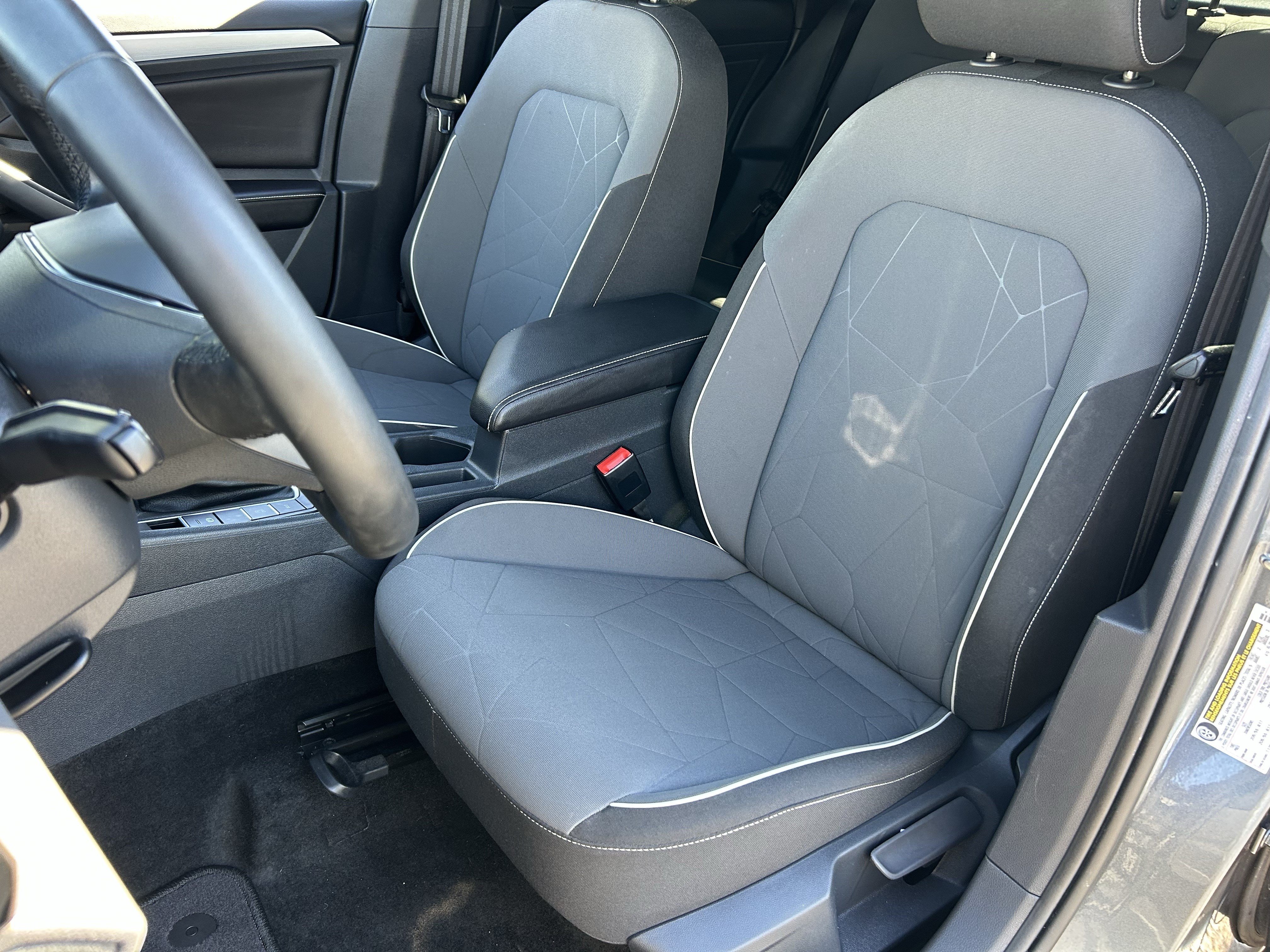 Used 2026 Volkswagen Jetta Sport FWD image 18