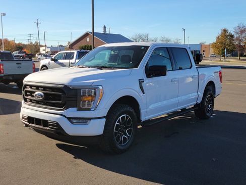 Certified 2021 Ford F150 XLT w/ Equipment Group 302A High image 2