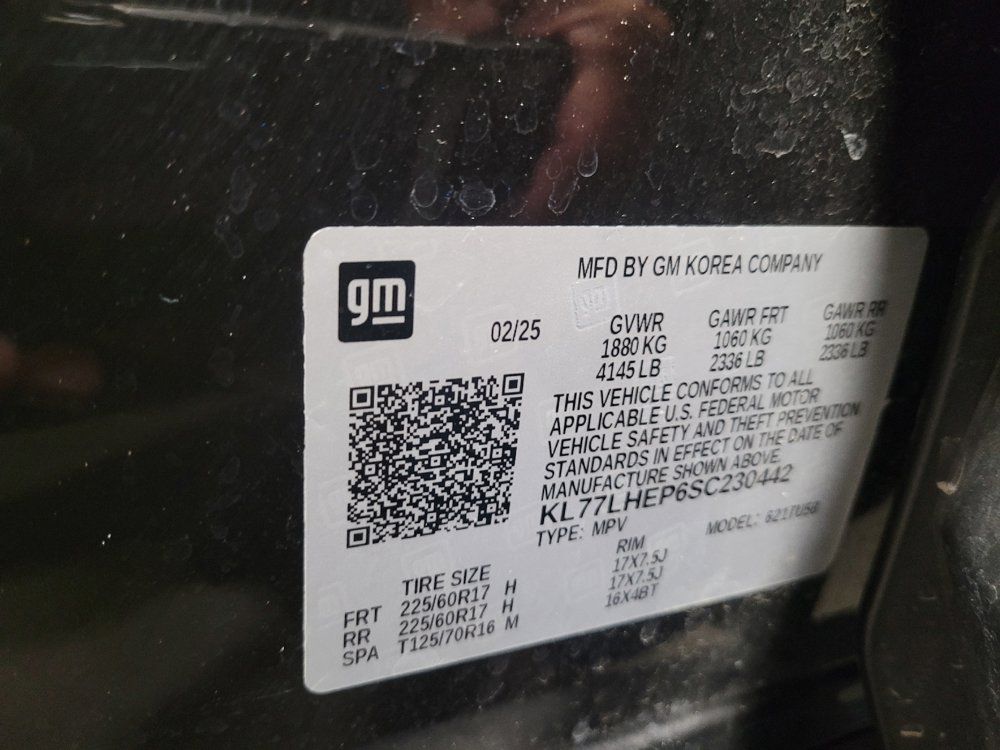 Used 2025 Chevrolet Trax LT w/ LT Convenience Package FWD image 33