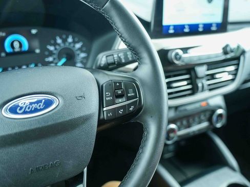 Used 2022 Ford Escape SE w/ Convenience Package AWD/4WD image 18