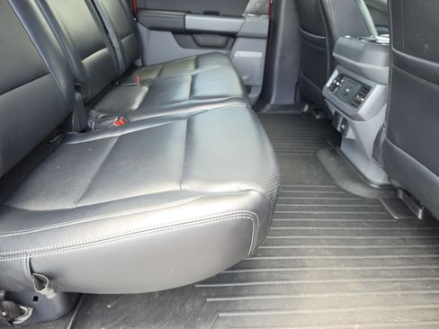 Used 2024 Ford F250 XLT w/ XLT Premium Package AWD/4WD image 11