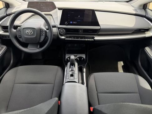 Used 2026 Toyota Prius LE image 10