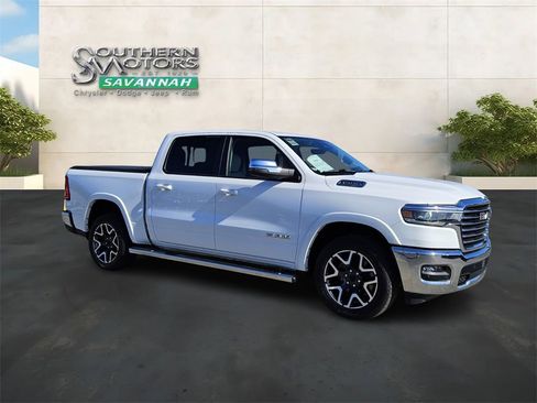 Used 2025 RAM 1500 Laramie image 7