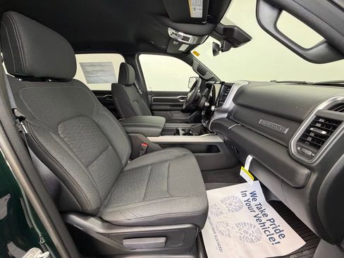 New 2026 RAM 1500 4x4 Crew Cab image 9