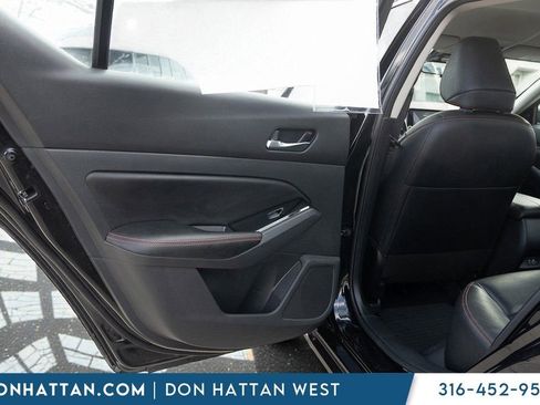 Used 2024 Nissan Altima 2.5 SR FWD image 17