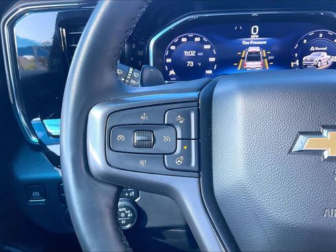 Used 2025 Chevrolet Silverado 1500 High Country w/ High Country Premium Package AWD/4WD image 24