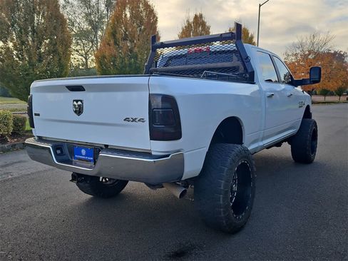 Used 2018 RAM 2500 SLT image 6