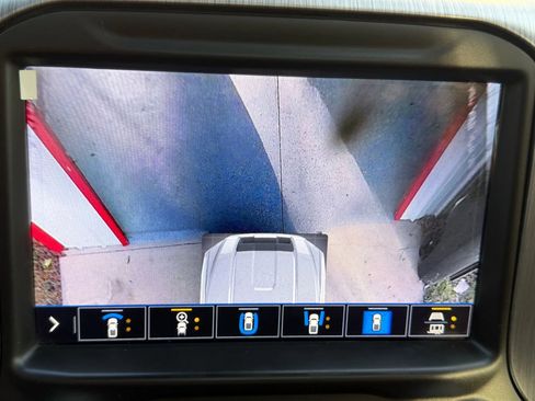 Used 2020 GMC Sierra 3500 Denali w/ Denali Ultimate Package image 24