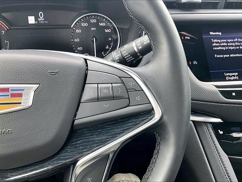 Used 2025 Cadillac XT5 Premium Luxury AWD/4WD image 20