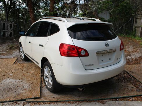 Used 2012 Nissan Rogue SL image 3