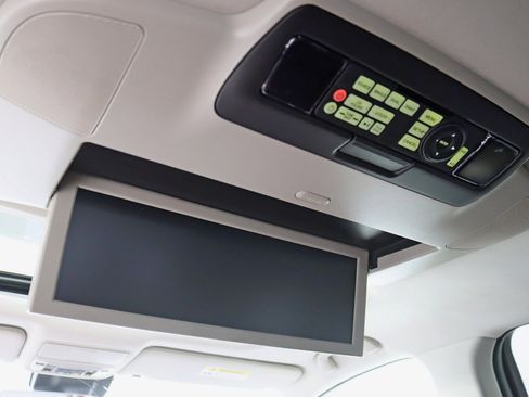 Used 2018 Acura MDX w/ Advance & Entertainment image 32