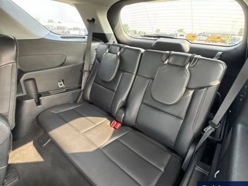 Certified 2023 Ford Explorer XLT w/ Equipment Group 202A AWD/4WD image 15