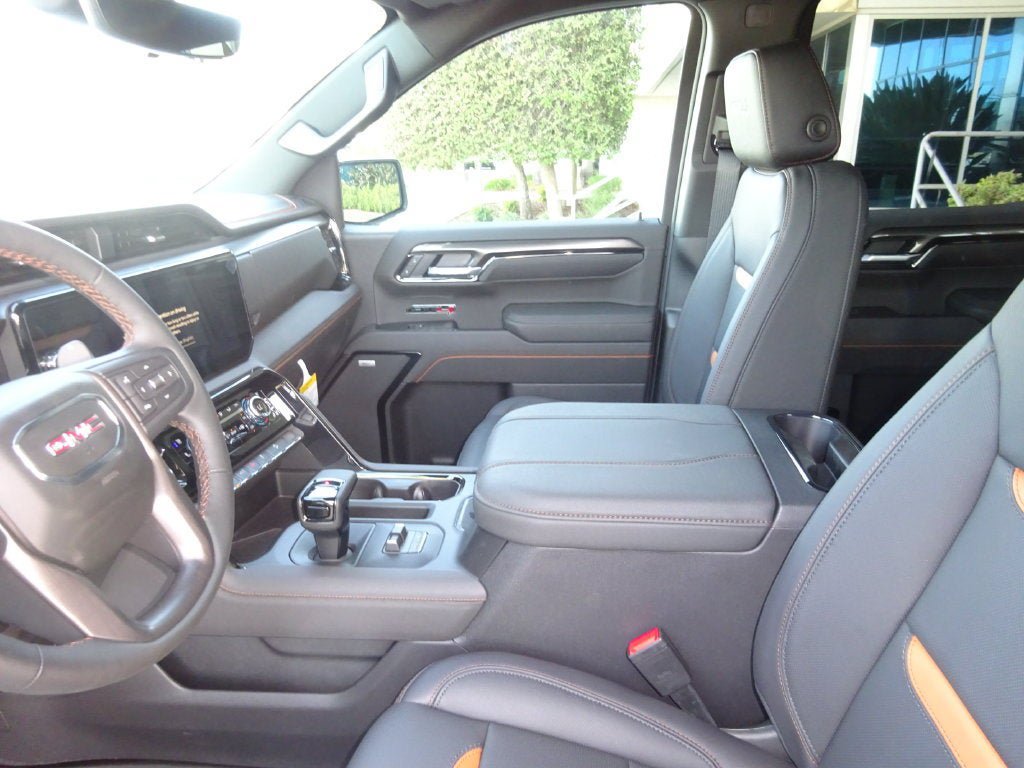 New 2026 GMC Sierra 1500 AT4 w/ AT4 Premium Package AWD/4WD image 14