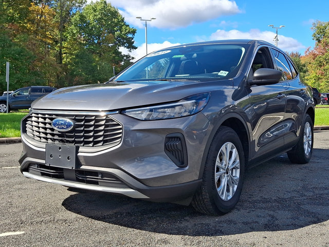 Certified 2023 Ford Escape Active AWD/4WD image 4