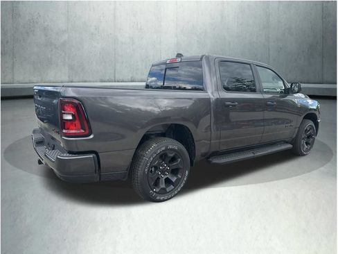 New 2026 RAM 1500 Express AWD/4WD image 5